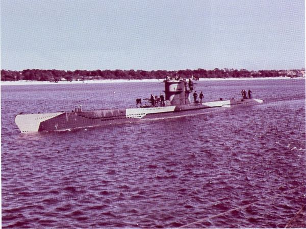 U 253 painted with dazzle camouflage